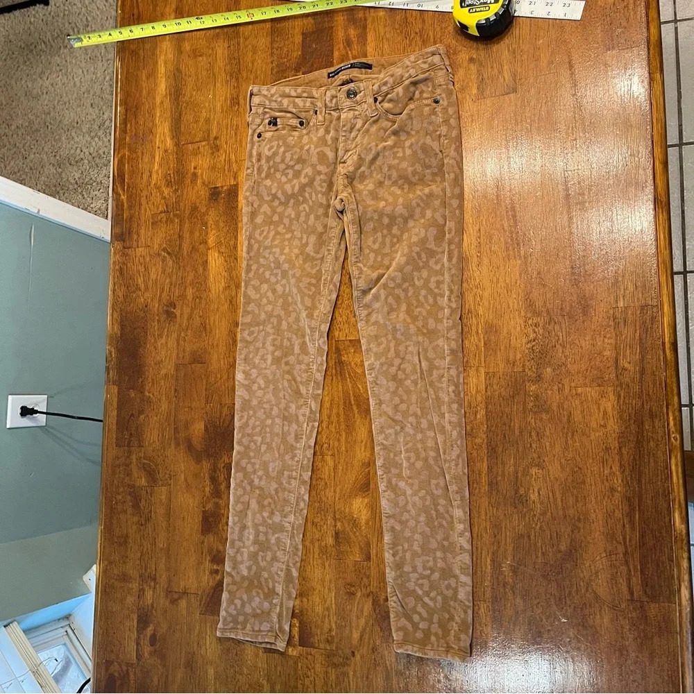 Big star, Alex skinny brown animal, print corduroy pants size 26 ￼